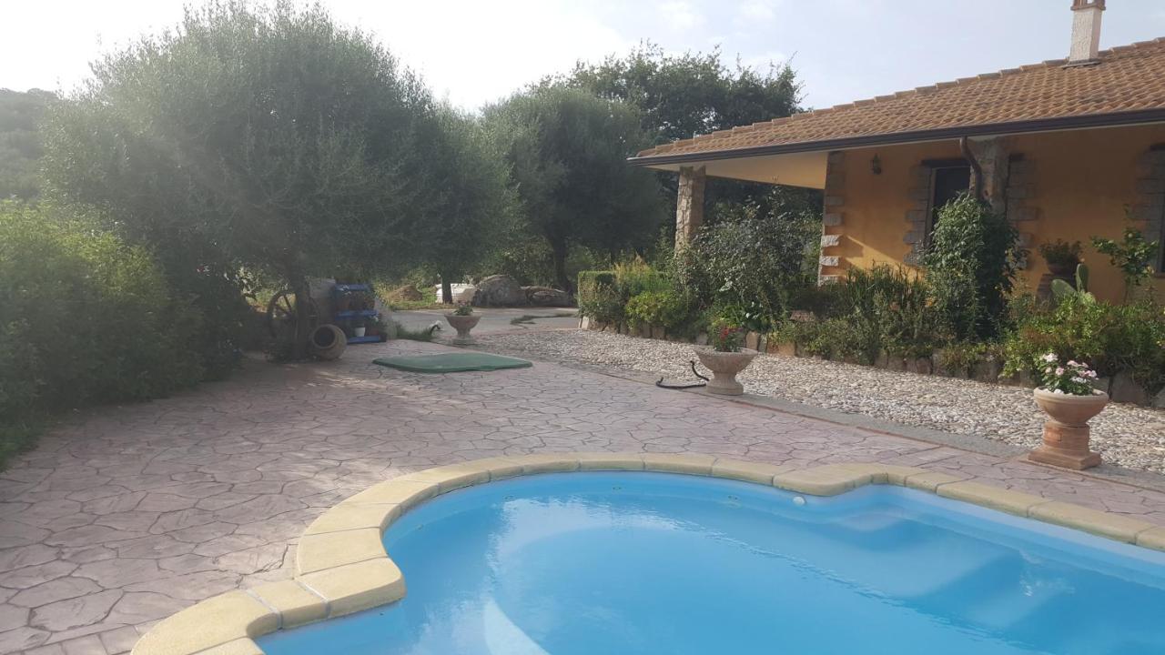 B&B Casa Vacanza Centro Sardegna Sorgono Экстерьер фото